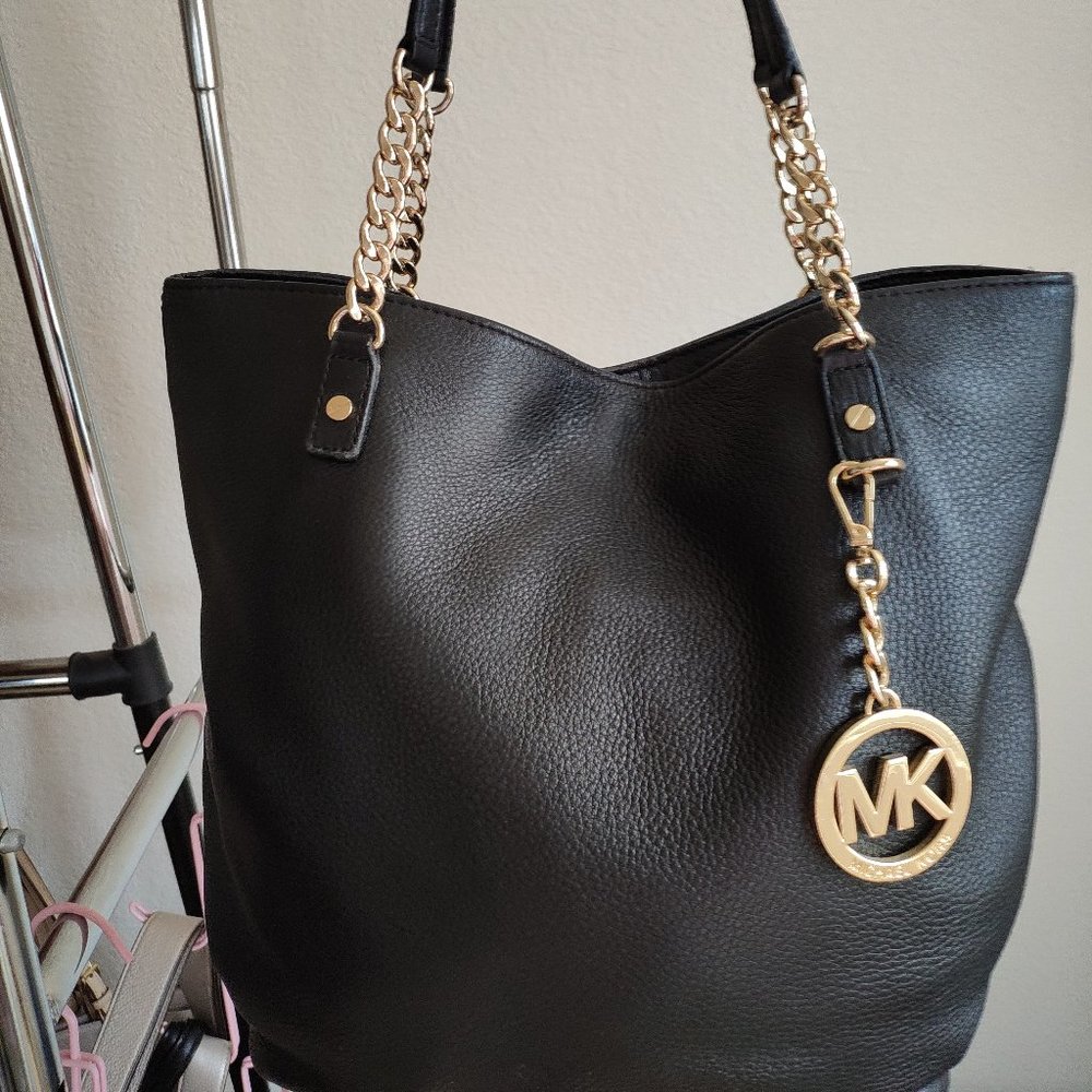Michael Kors Leather tote bag, shoulder bag, purse, handbag